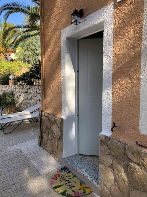 カルプCasa Con Piscinaアパートメント エクステリア 写真