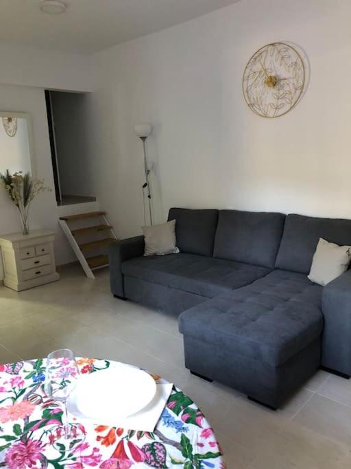 カルプCasa Con Piscinaアパートメント エクステリア 写真