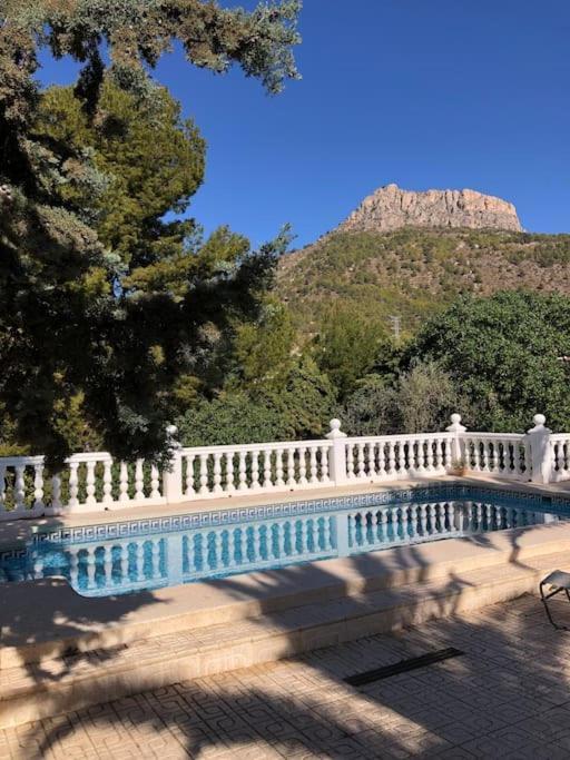 カルプCasa Con Piscinaアパートメント エクステリア 写真